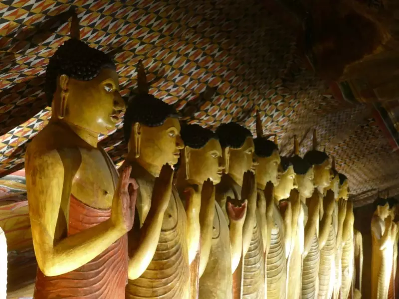 Statues de Bouddha - Temple de Dambulla, &copy; Gautier Renault - Tirawa 