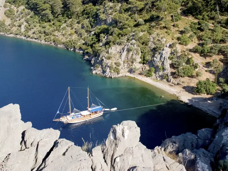 Vers la crique de Camlikoy - Turquie, &copy; Julien Erster - TIRAWA 