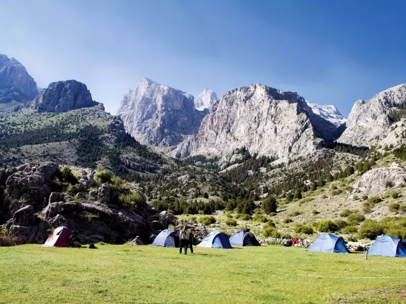 Camp au plateau d'Alaca, Massif du Taurus - Turquie, &copy; Christian Leroy - TIRAWA 