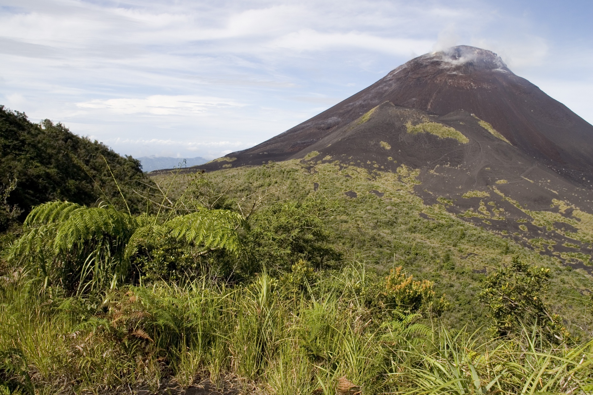 Volcan Soputan, Sulawesi