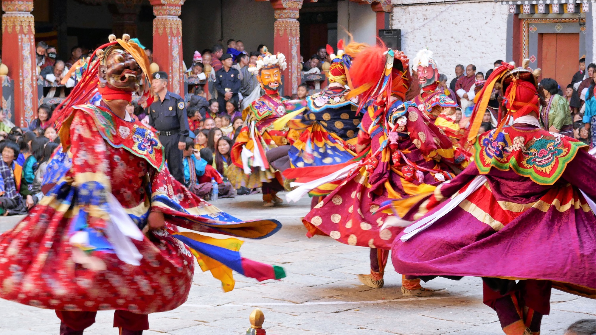 festival danses maquées Trashigang Bhoutan