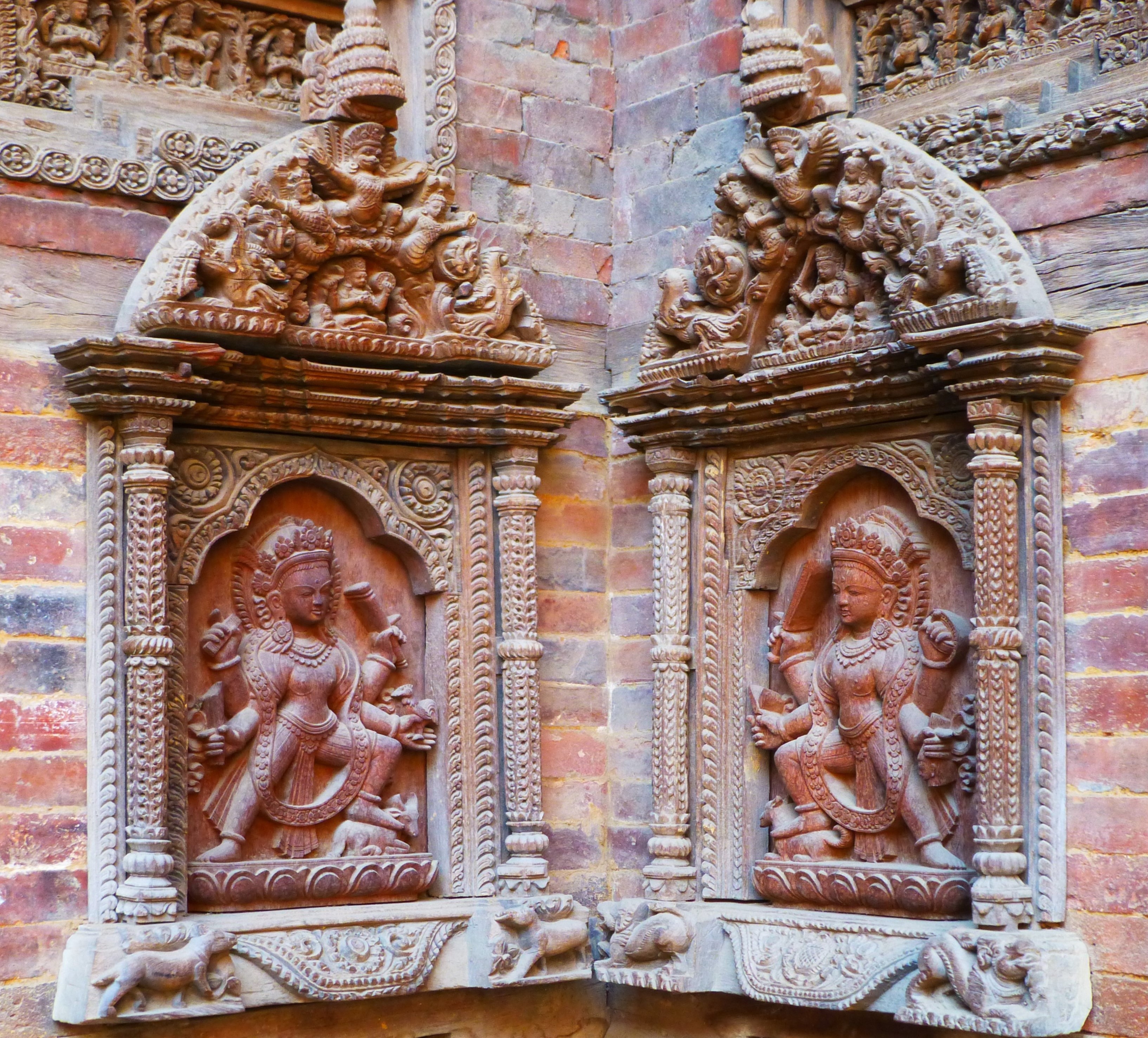 Statues sculptées, Palais Royal, Patan - Triptyque himalayen