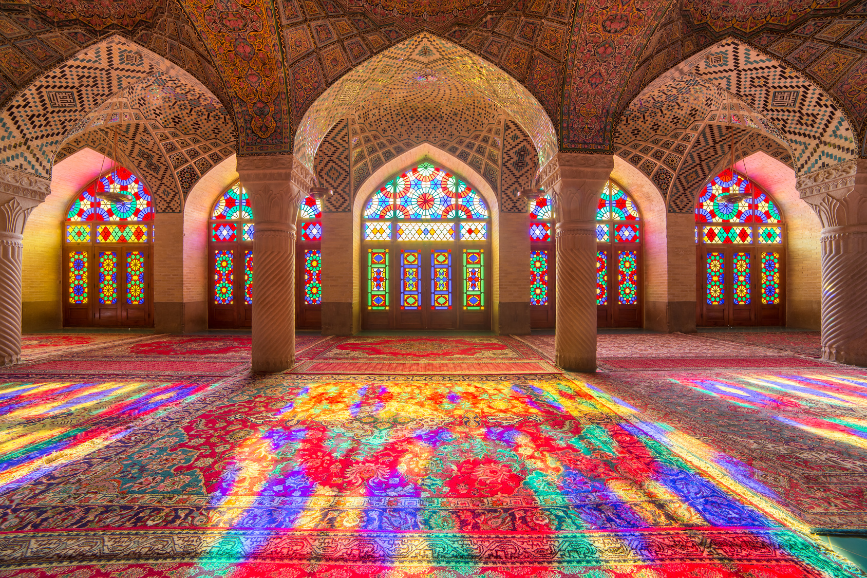 Intérieur de la mosquée Rose à Shiraz