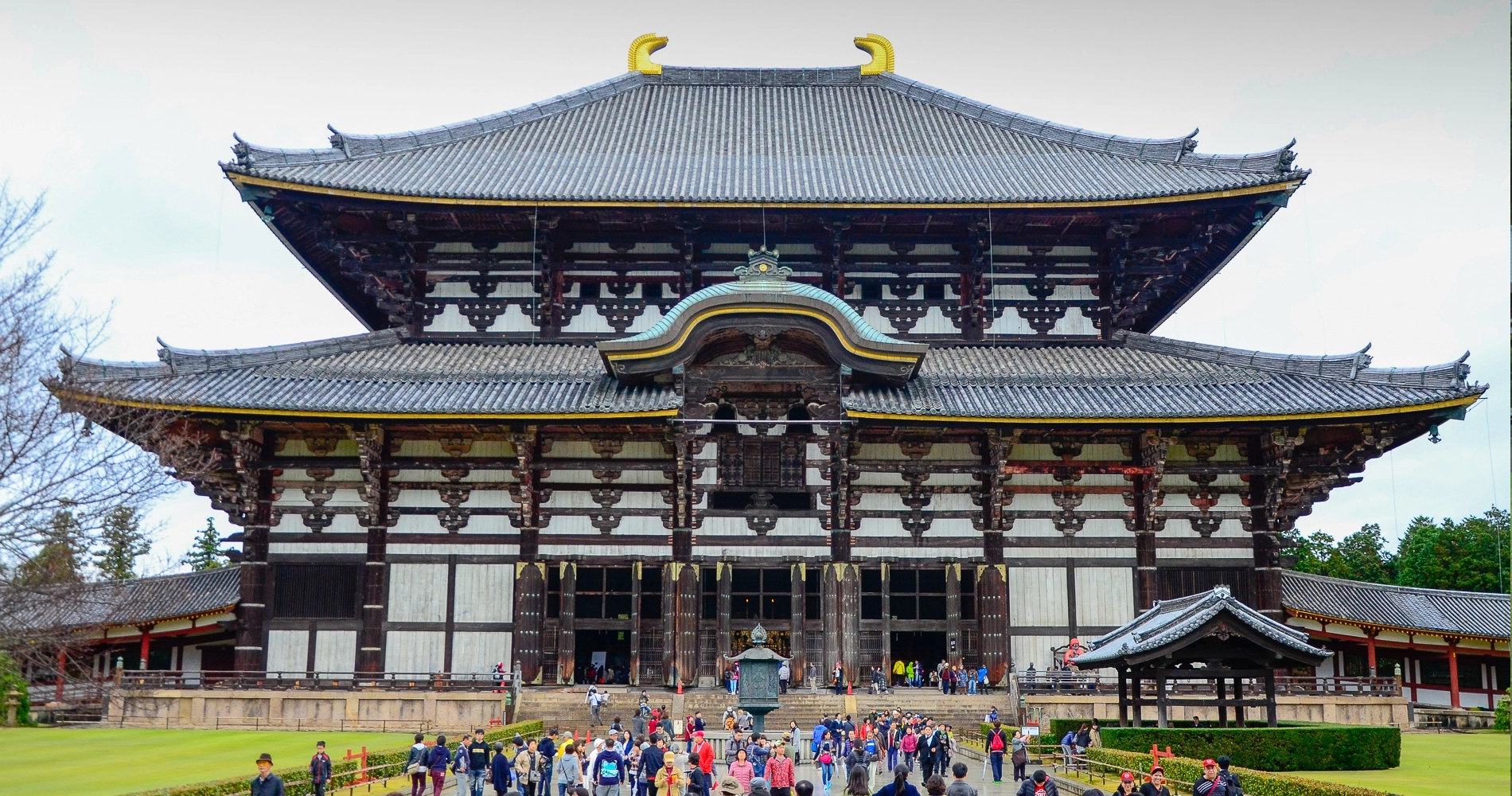 Temple Todai-ji, plus grand bâtiment en bois du monde à Nara - Japon