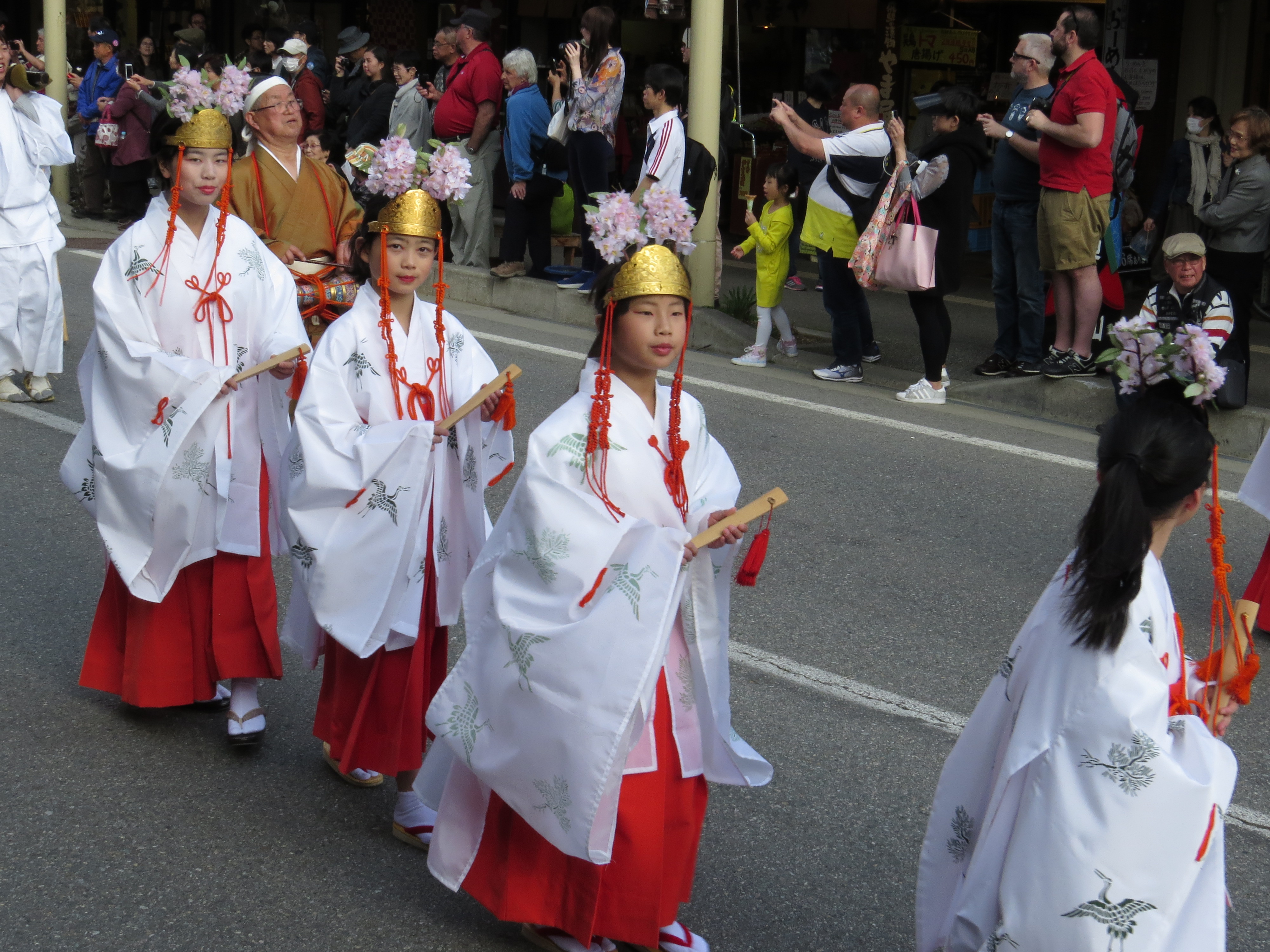 Takayama - Procession du Festival - Pépites du Japon