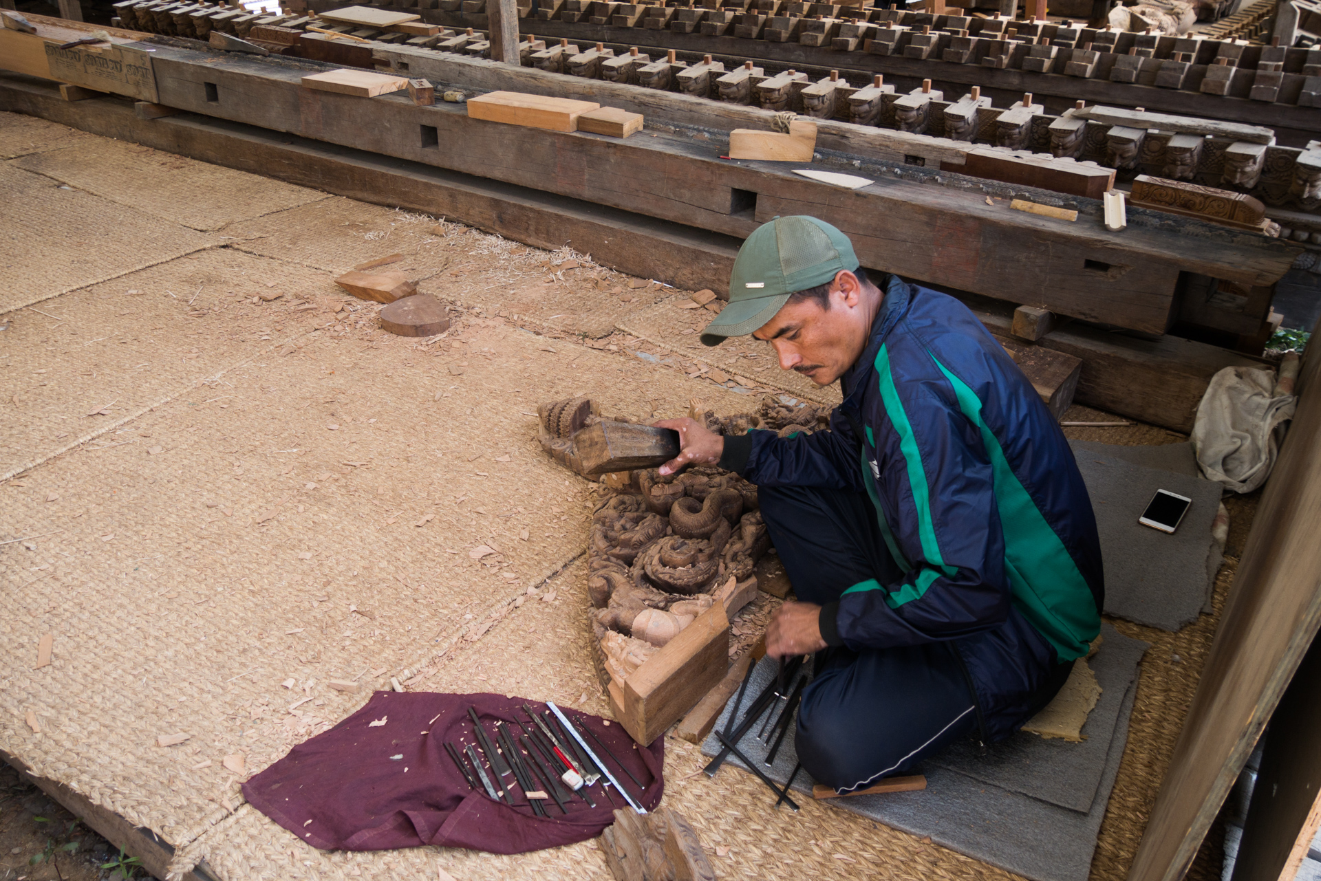 Il faut resculpter des pièces endommagées - La vallée de Kathmandu