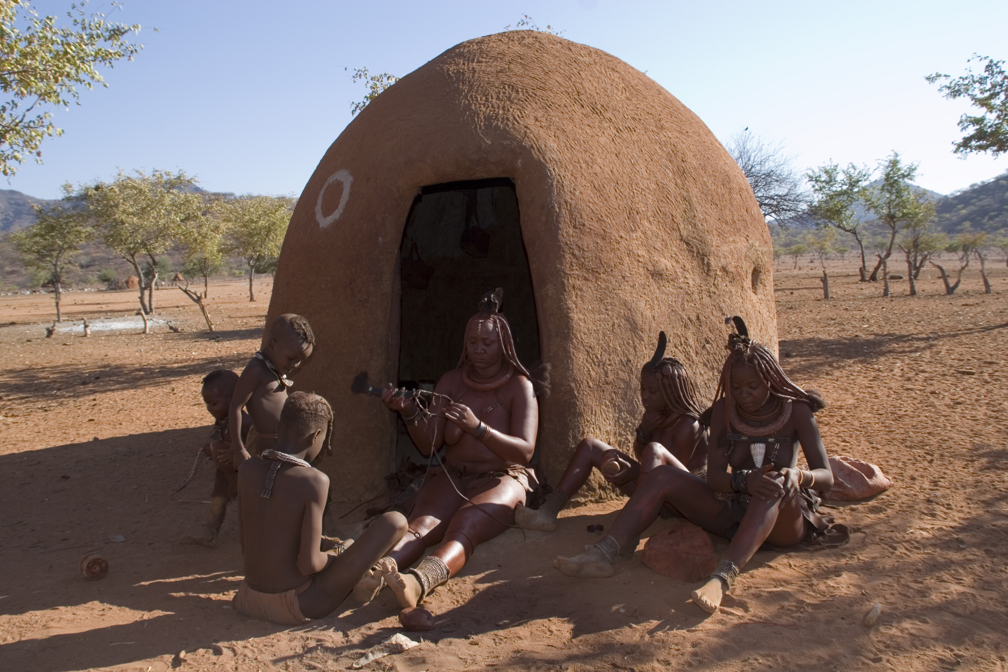 peuple semi-nomade Himba