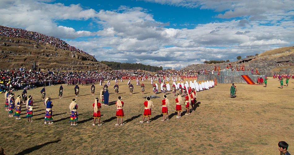 Inti_Raymi_Sacsayhuaman