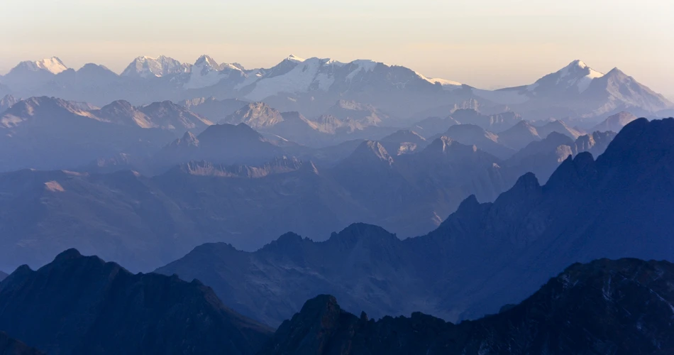 Lever de soleil sur la Cordillère Huayhuash
