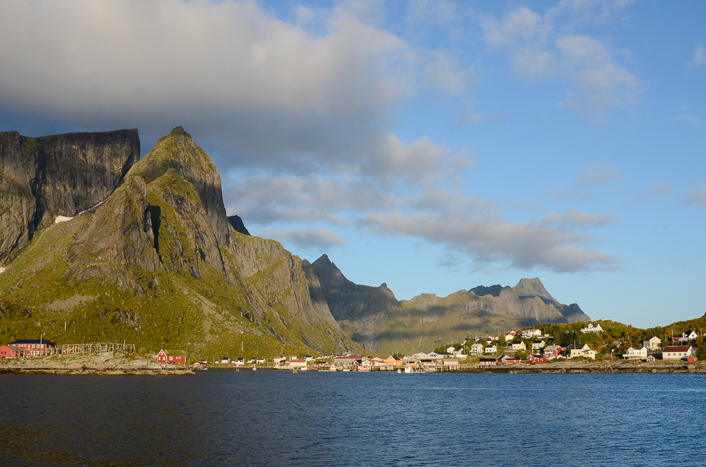 Lofoten : rando sur les hauteurs du Reinefjord !