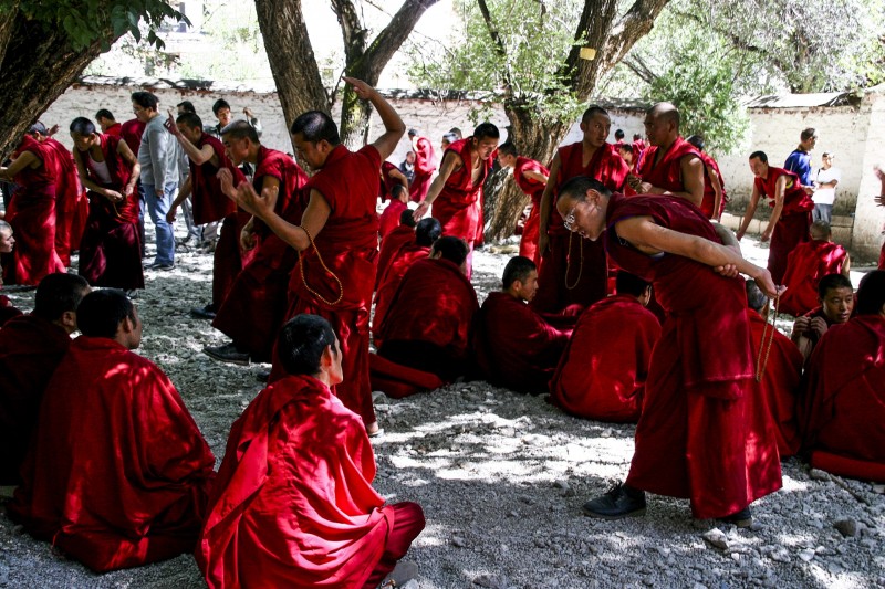      Joutes du monastère de Sera - Le Tibet, destination de légende