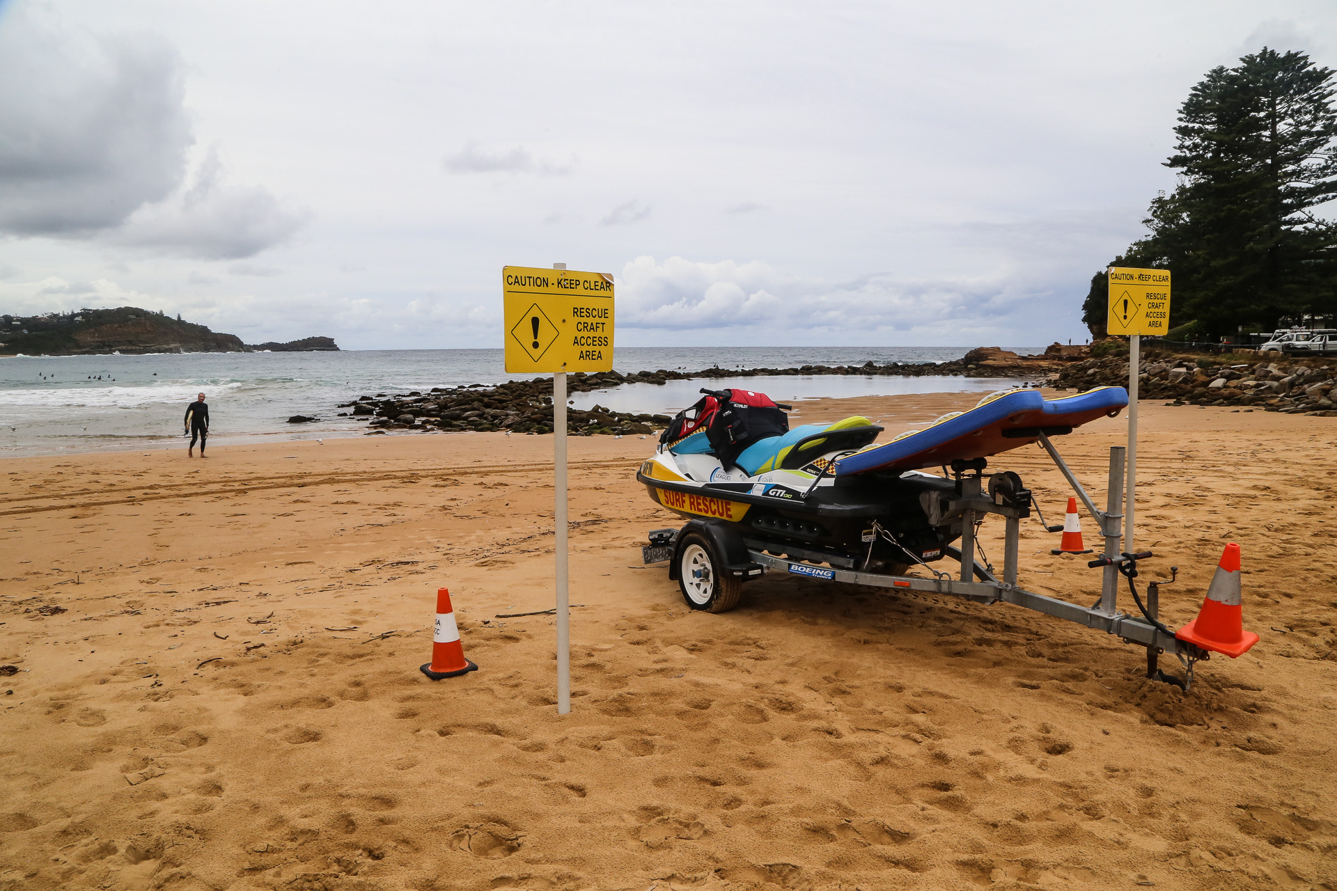 La sécurité est assurée pour les apprentis surfeurs - De Cradle Mountain à Bouddi National Park