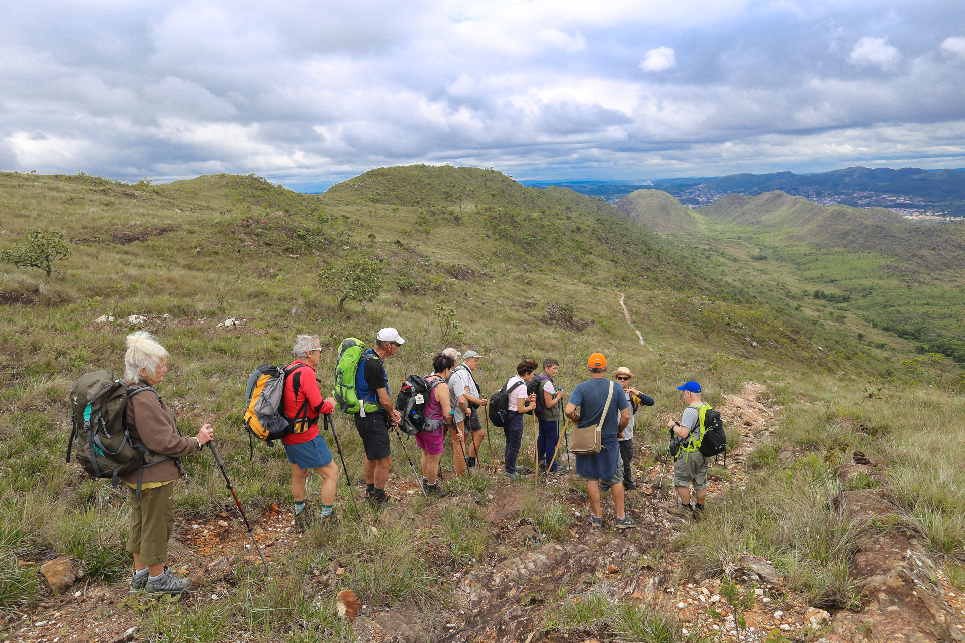 descente du plateau sommital de la Serra de São José