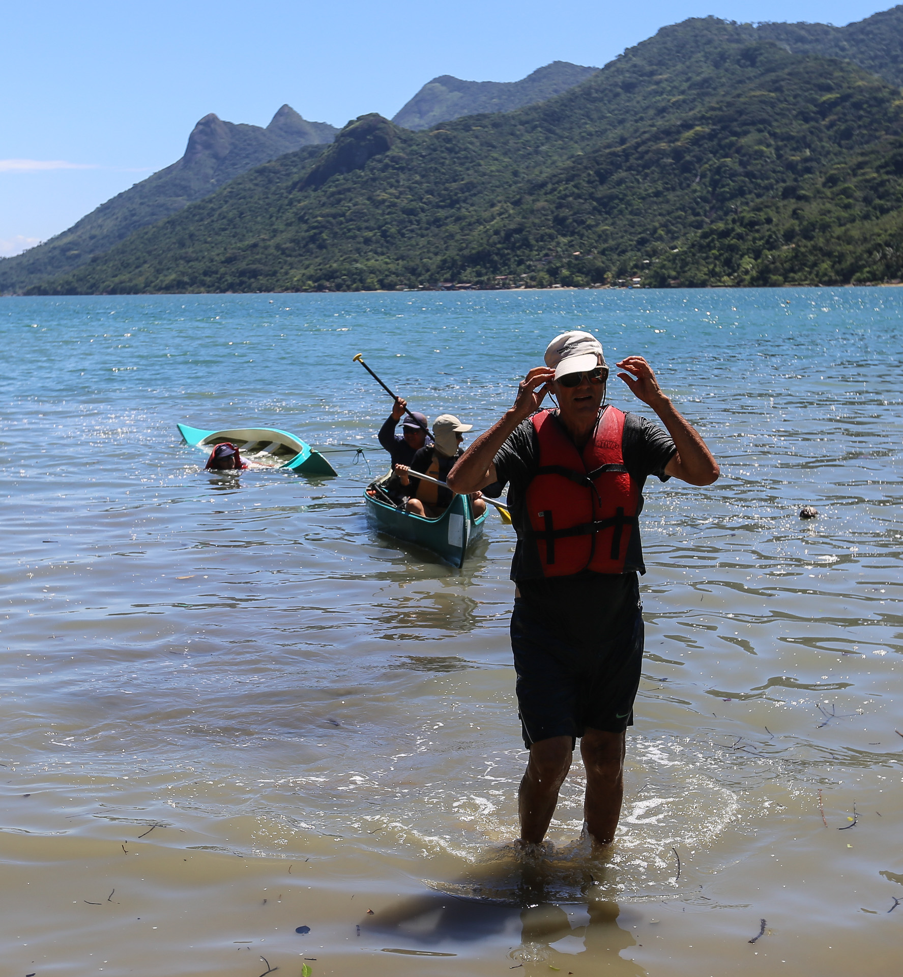 Canoë sur le Saco Do Mamangua