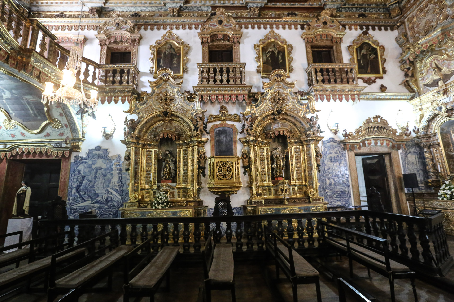 Flanc gauche de l’église da Ordem Tercera do Carmo