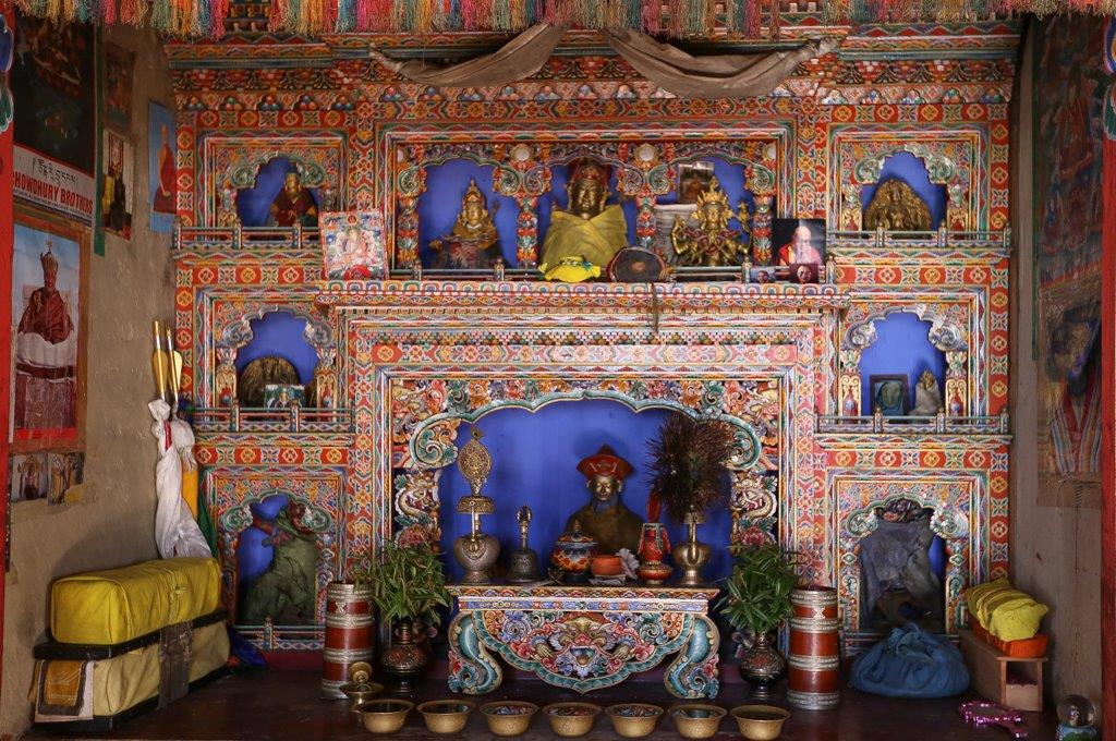 L'autel privé de la maison de Sangay