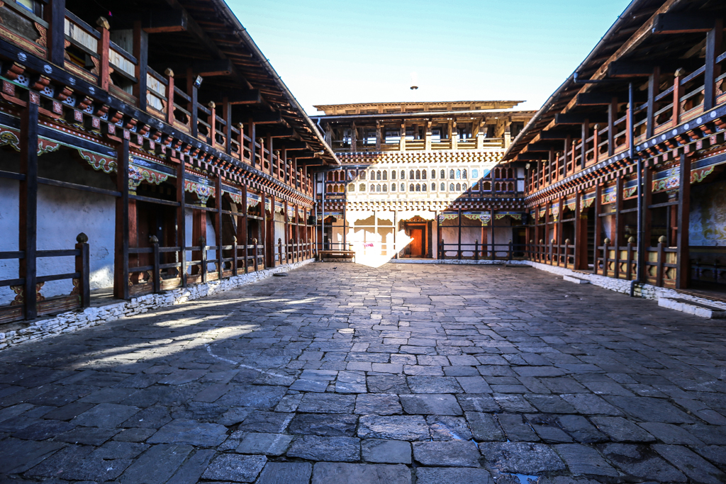 Cour intérieure dans le quartier monastique