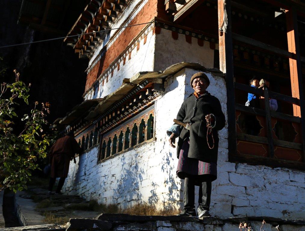 Un pèlerin devant Tang Ramochen