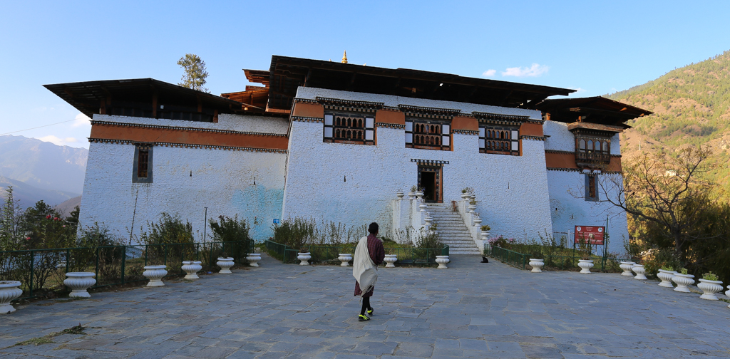Le Dzong de Semtoka