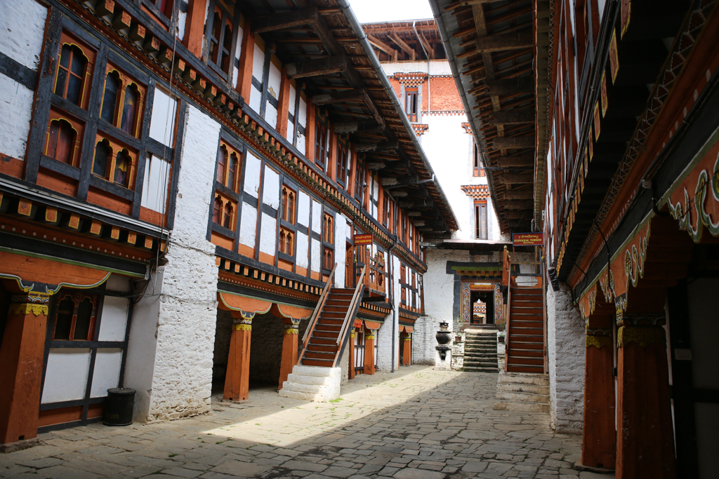 Intérieur du Dzong de Jakar