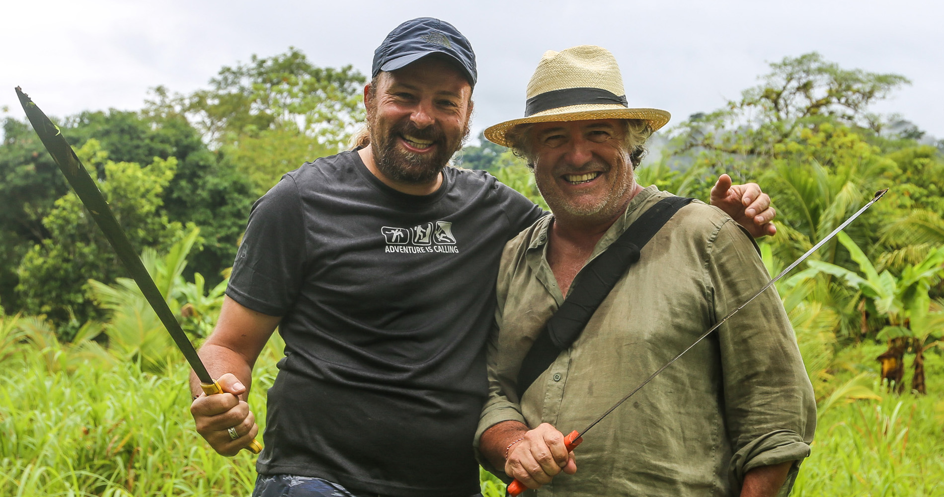 Travail dans les champs pour les deux guides