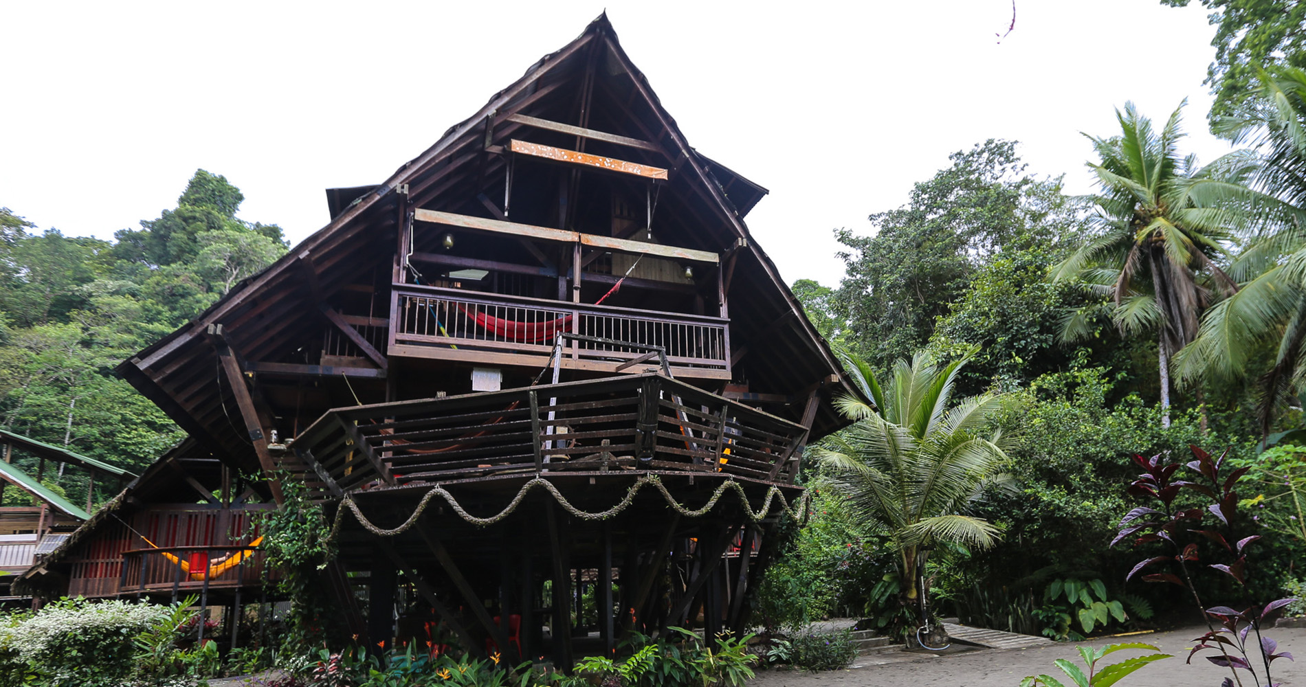 Le bâtiment principal du lodge