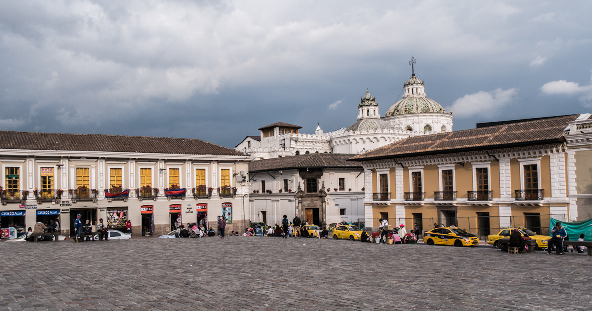 Vue sur les toits de Quito