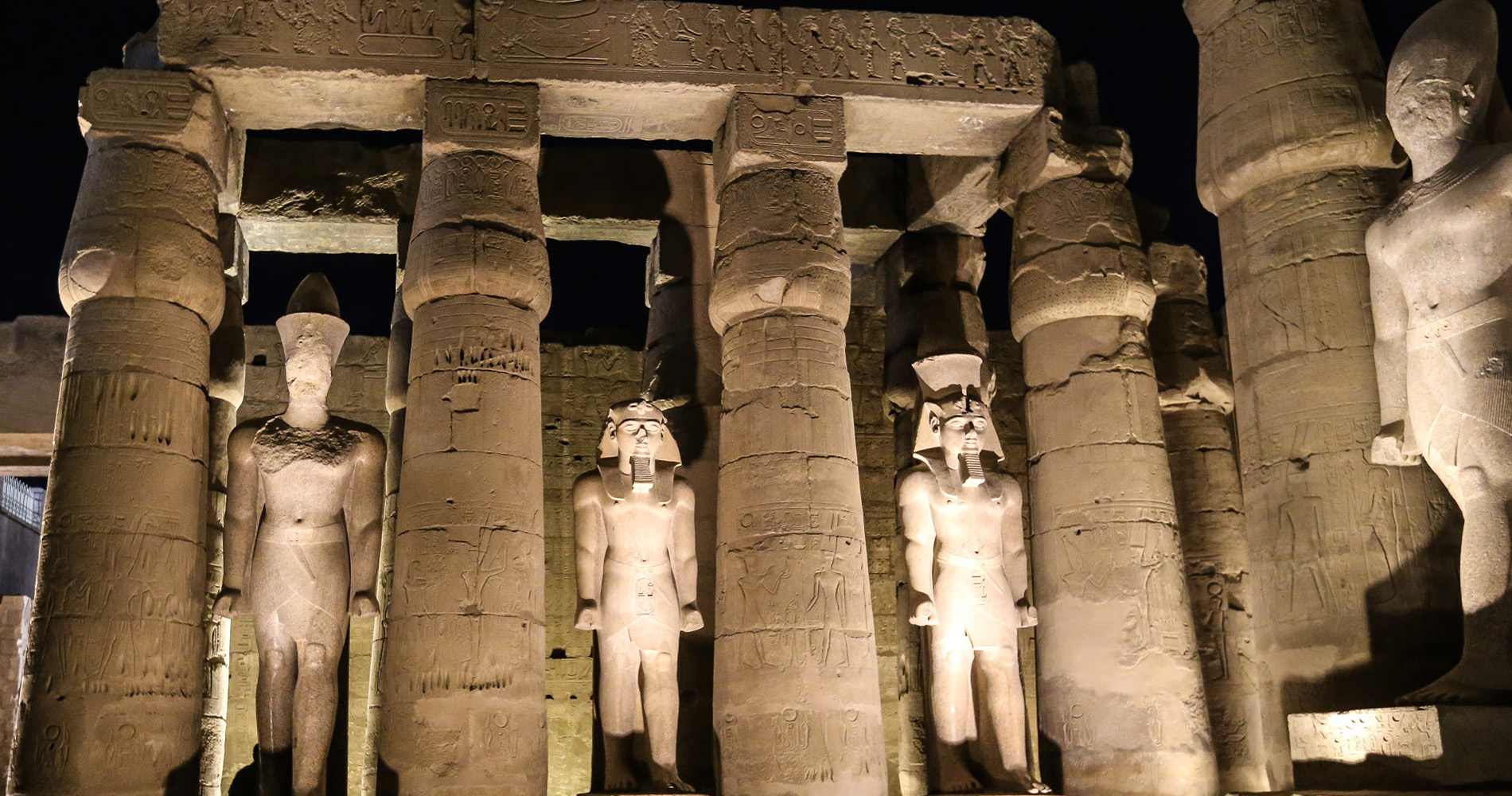 Dans la cour de Ramsès II