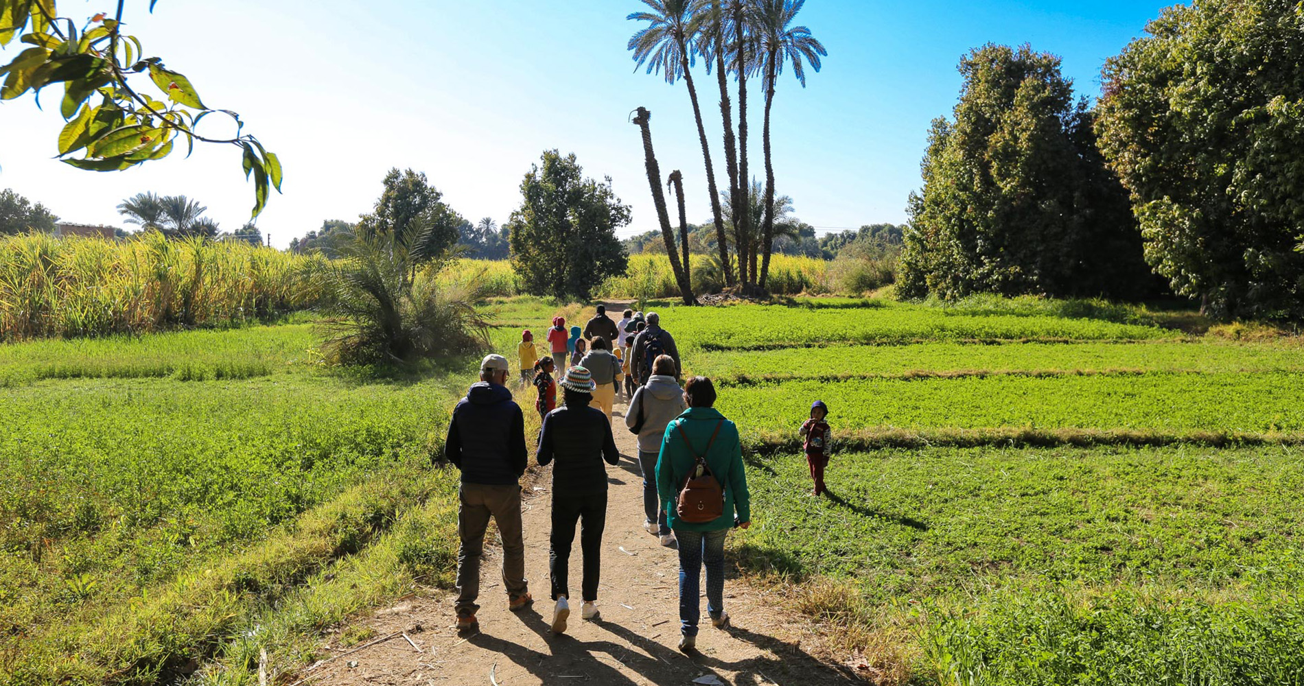 Balade dans la campagne derrière El Serag