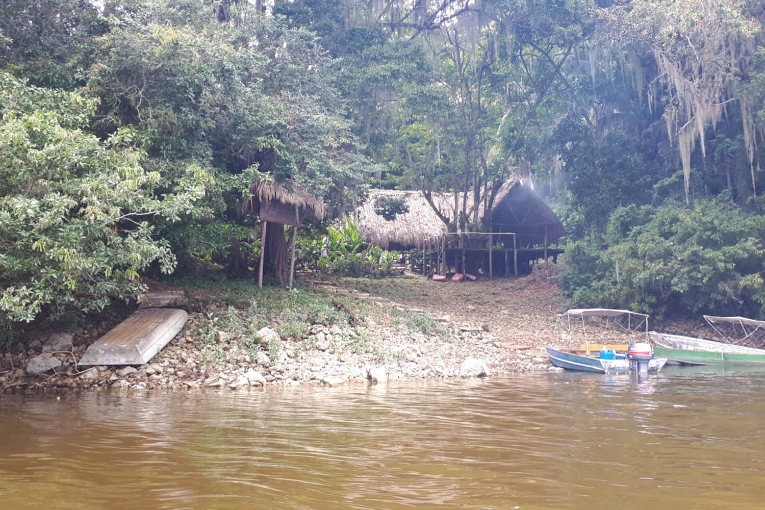 Lodhe Chiminos Island