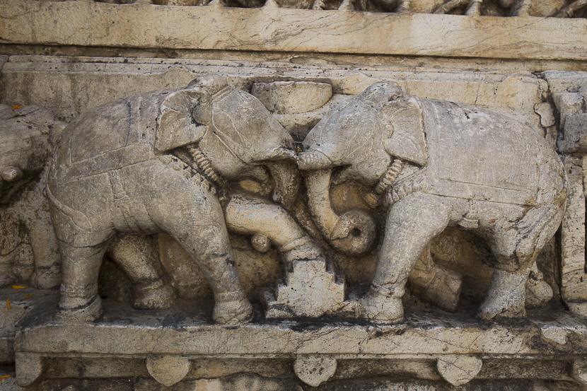 Sculptures du temple de Jagdish