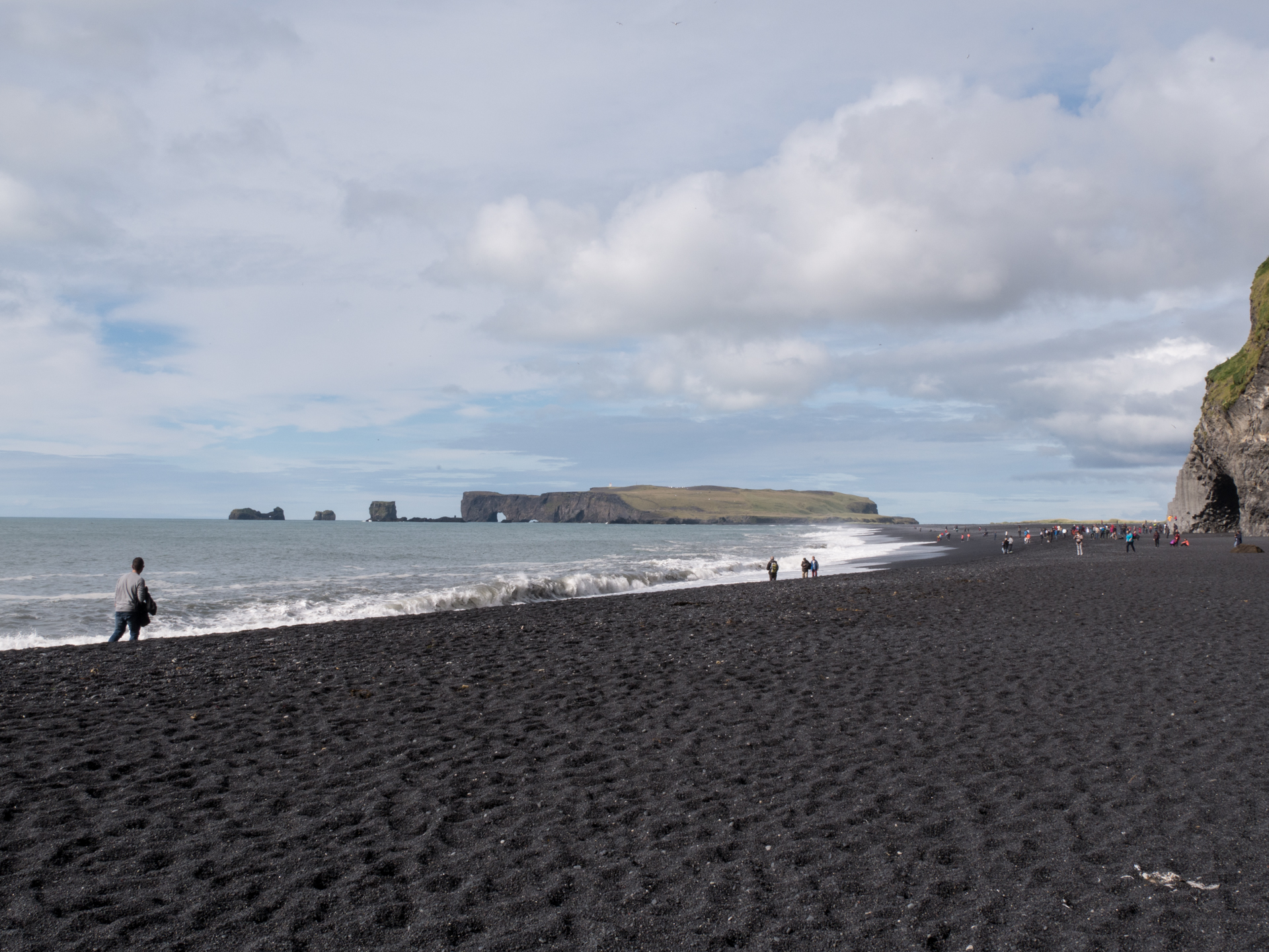 La plage noire de Reynisdrangur