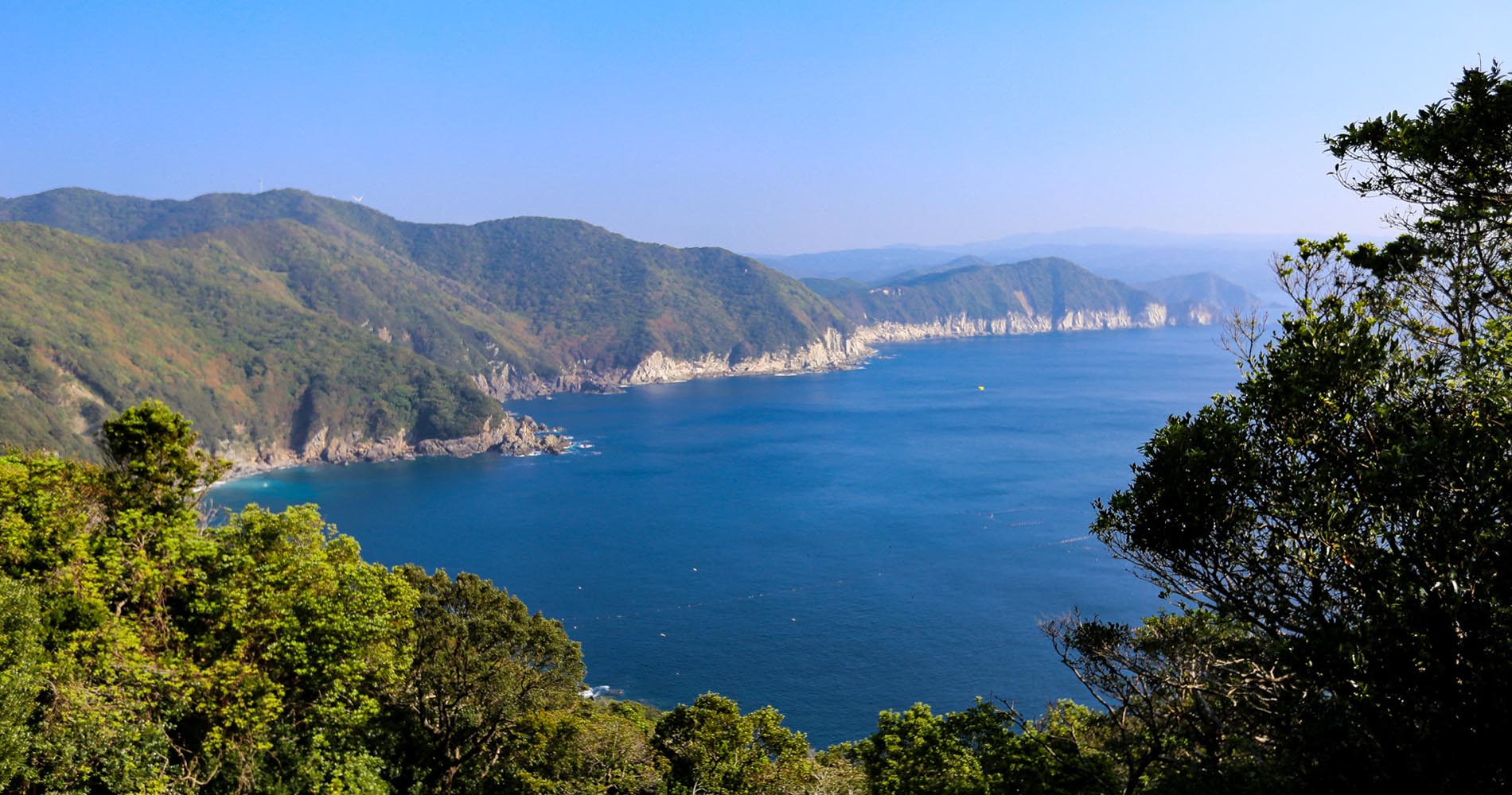 Depuis un belvédère, côte d’Odo