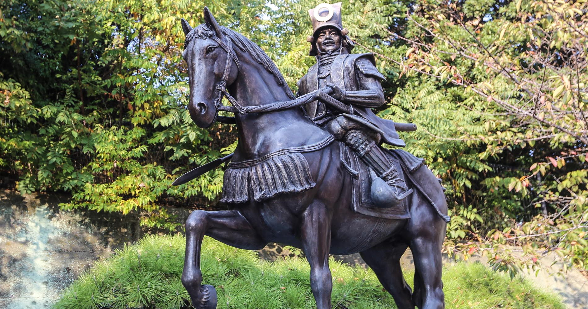 Statue de Kato Yoshiakira