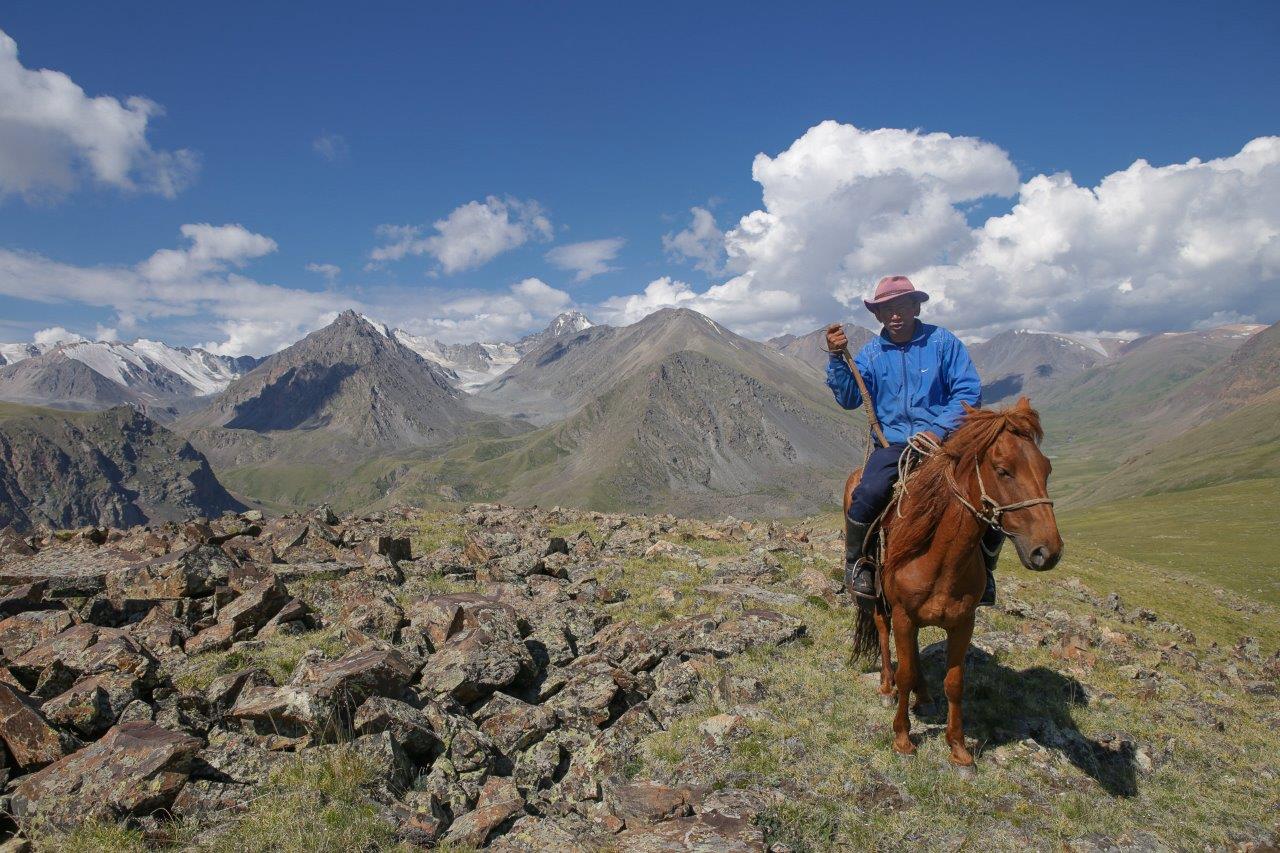 turgen mongolie Altai mongol a cheval