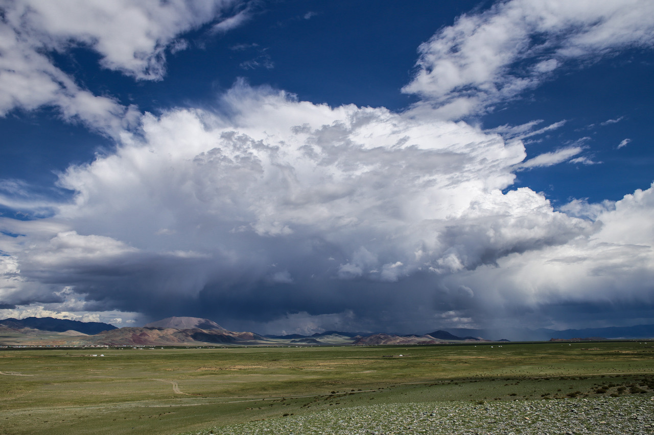 Ciel d’orage au-dessus de Ulaan Khus