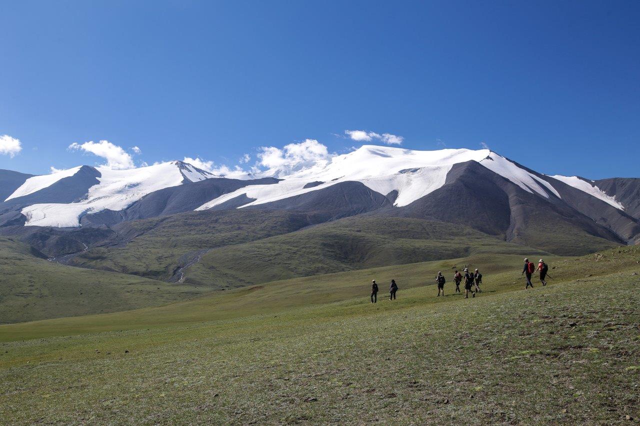 massif Tsambagarav marche facile dans les alpages