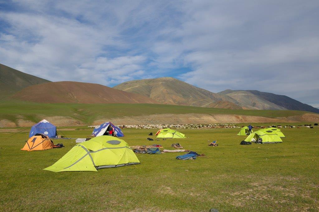 campement rives du lac Khukh Nuur