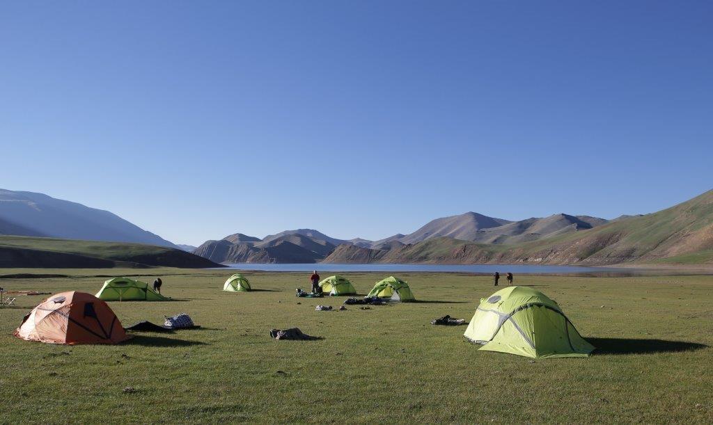 lever de soleil sur le camp mont turgen Altai mongolie