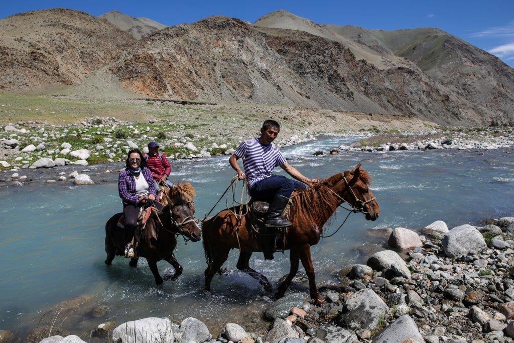 passage de gué à la rivière de Kharkhiraa