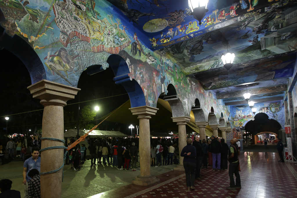 Certainement une fresque historique - Zapotitlan de las Salinas et Tehuacan