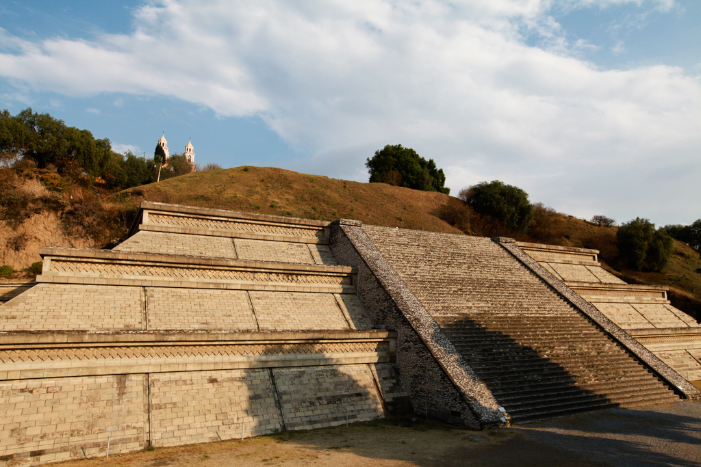 La base de la Piramide Tepanapa - Santiago Quiotepec  et Cholula