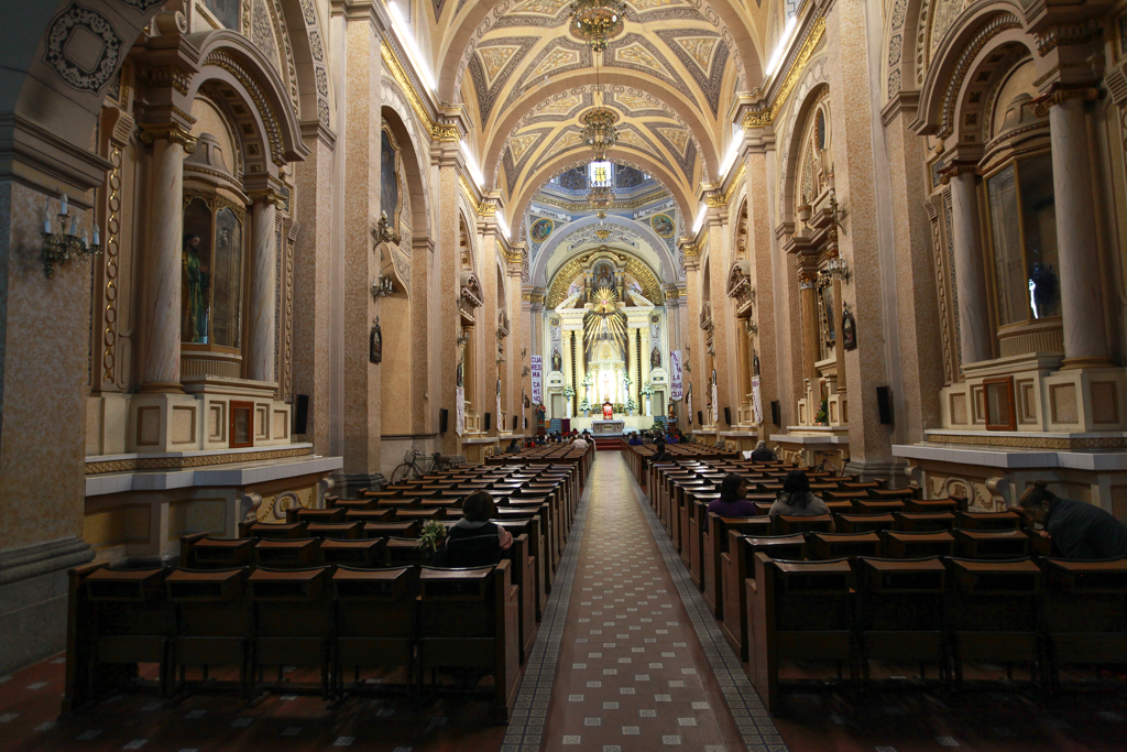 Intérieur de San Pedro, église construite au XVIIème - Santiago Quiotepec  et Cholula