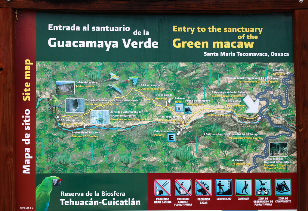 Panneau d’indication à l’entrée du canyon del Sabino - Santiago Quiotepec  et Cholula