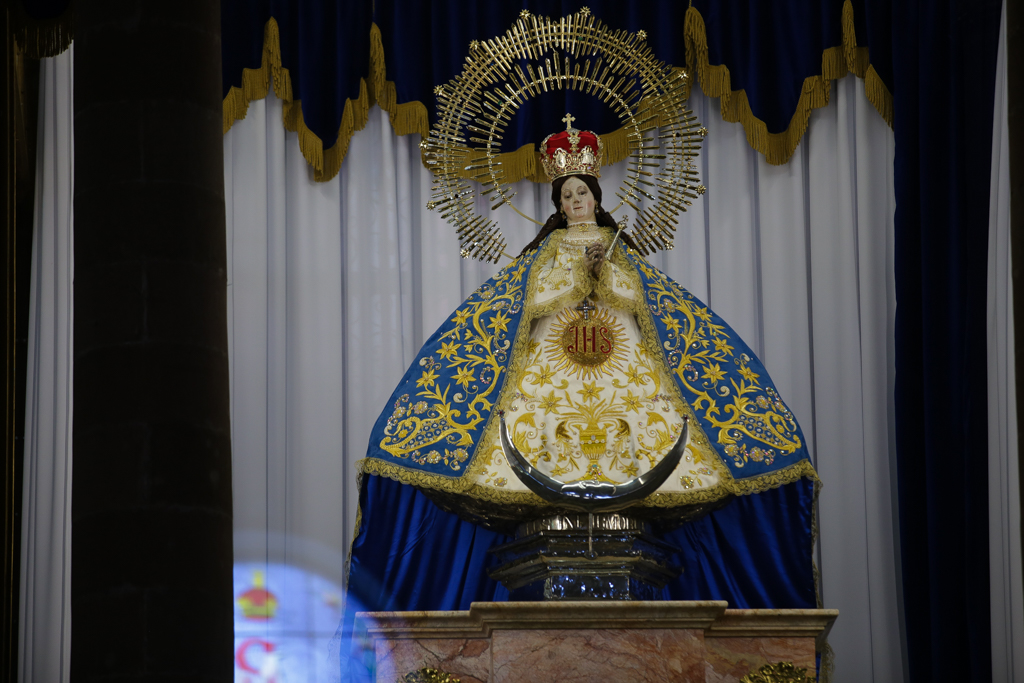 La statue de la Vierge de la Salud - Patzcuaro et Isla Yunuen