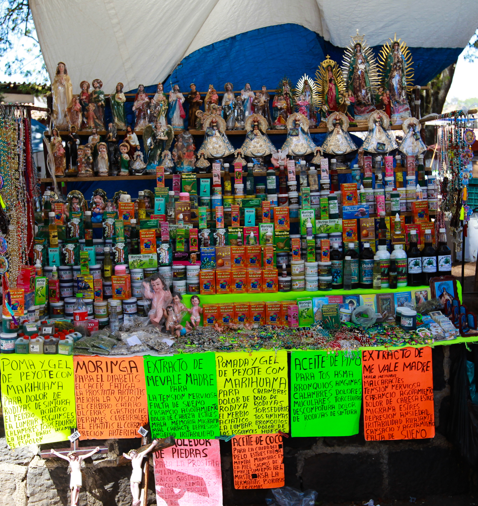 Etalage de remèdes miracles - Patzcuaro et Isla Yunuen