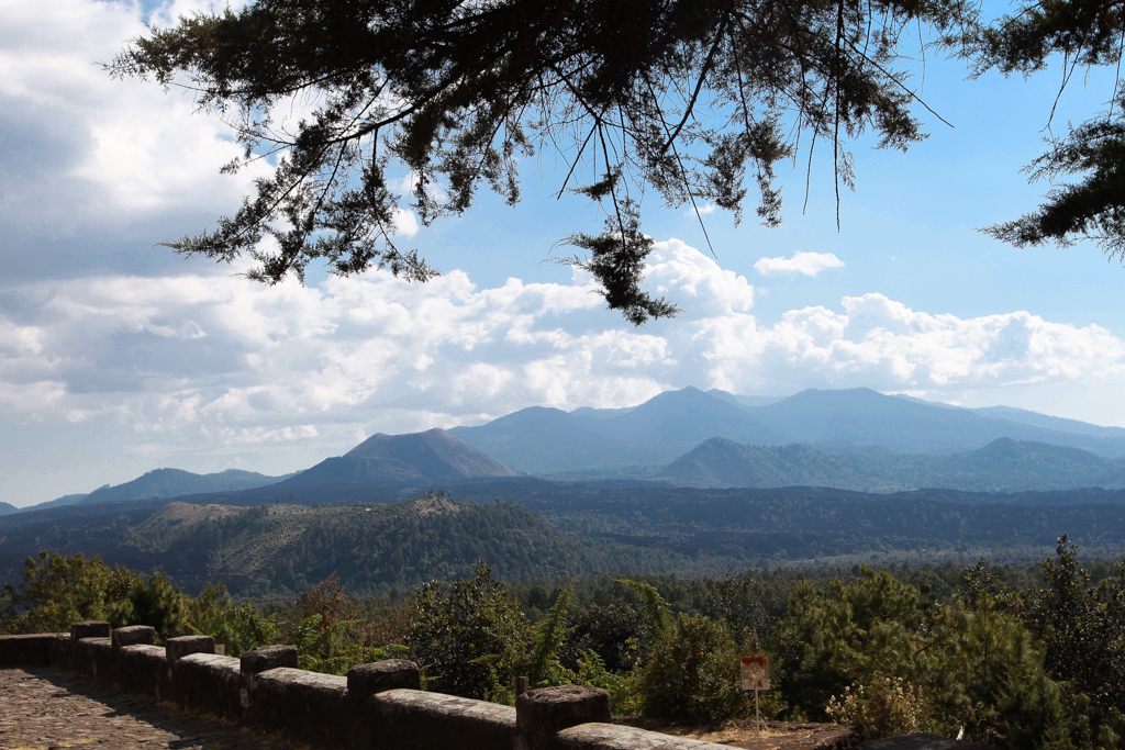 Le volcan Paricutin depuis la terrasse de notre logement - Tzararacua et Angahuan