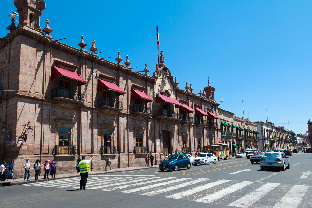 Le palais du gouvernement est installé dans un ancien séminaire datant de 1770 - Morelia