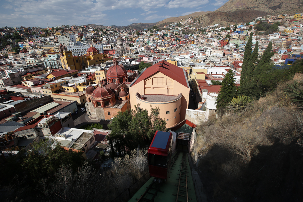 Montée en funiculaire au dessus de Guanajuato - Guanajuato