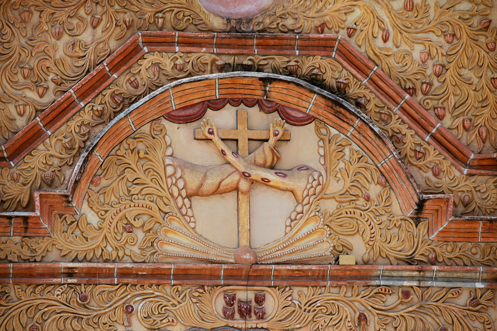 L’emblème des franciscains : la main du Christ et la main du fondateur sont clouées sur la croix - Jalpan de la Serra et Landa de Matamoros